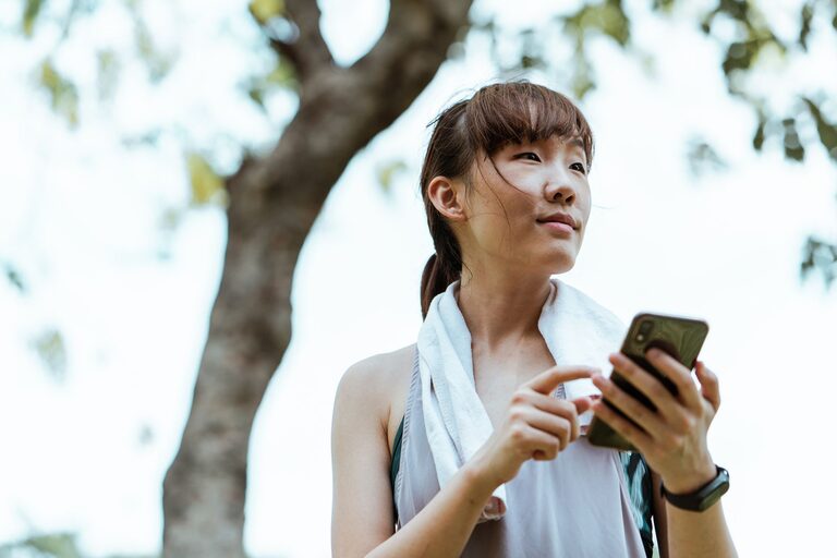 How to Maintain Healthy Phone Habits Every Day